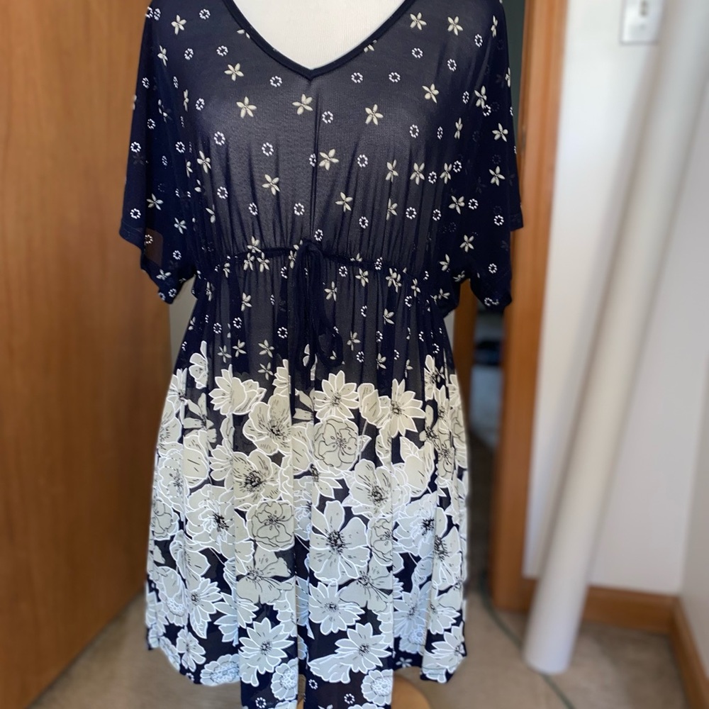 Sirenlily Maternity Large Floral Flowers Navy Sheer Babydoll Flattering Slimming